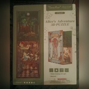 Alice's Adventure 3D Puzzle with LED Light